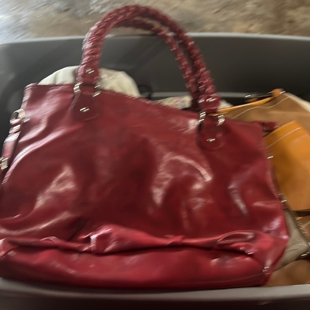 Fashionable purse
